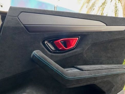 Used 2023 Lamborghini Urus Performante image 95