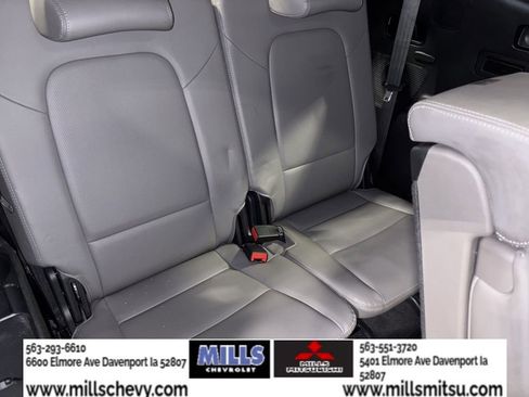 Used 2017 Hyundai Santa Fe SE image 18