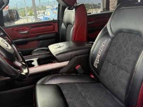 Used 2019 RAM 1500 Rebel image 38