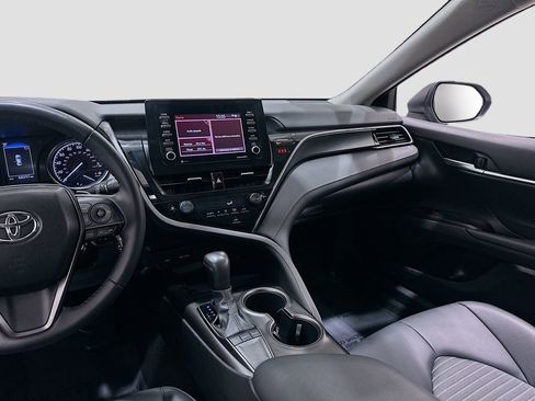 Used 2024 Toyota Camry SE FWD image 22