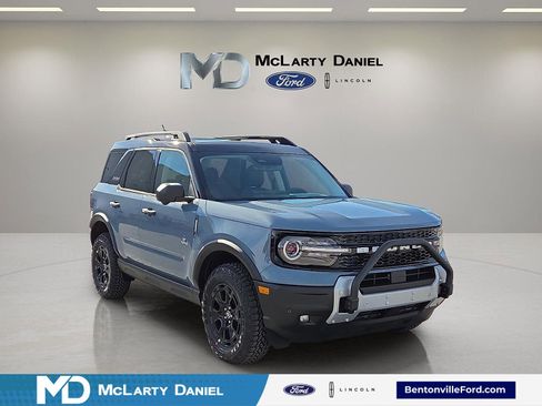 New 2025 Ford Bronco Sport Outer Banks w/ Sasquatch Outer Banks Package AWD/4WD image 1