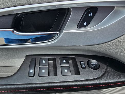 Used 2015 Chevrolet Equinox LT w/ Driver Convenience Package FWD image 28
