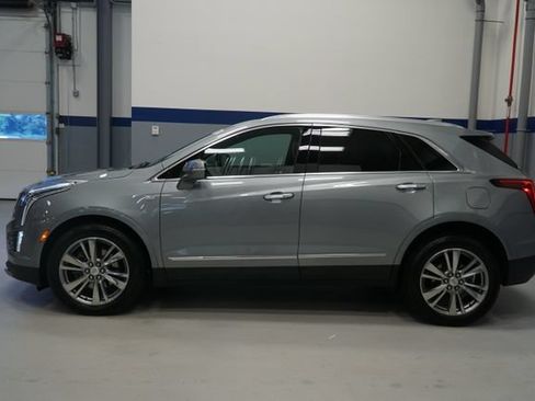 Certified 2024 Cadillac XT5 Premium Luxury w/ LPO, Floor Liner Package AWD/4WD image 2