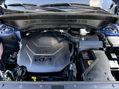 Used 2023 Kia Telluride S FWD image 32