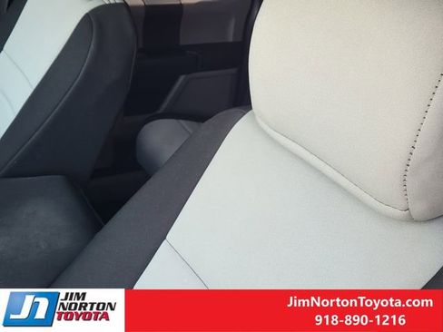 Used 2021 Ford F250 XL w/ STX Appearance Package image 17