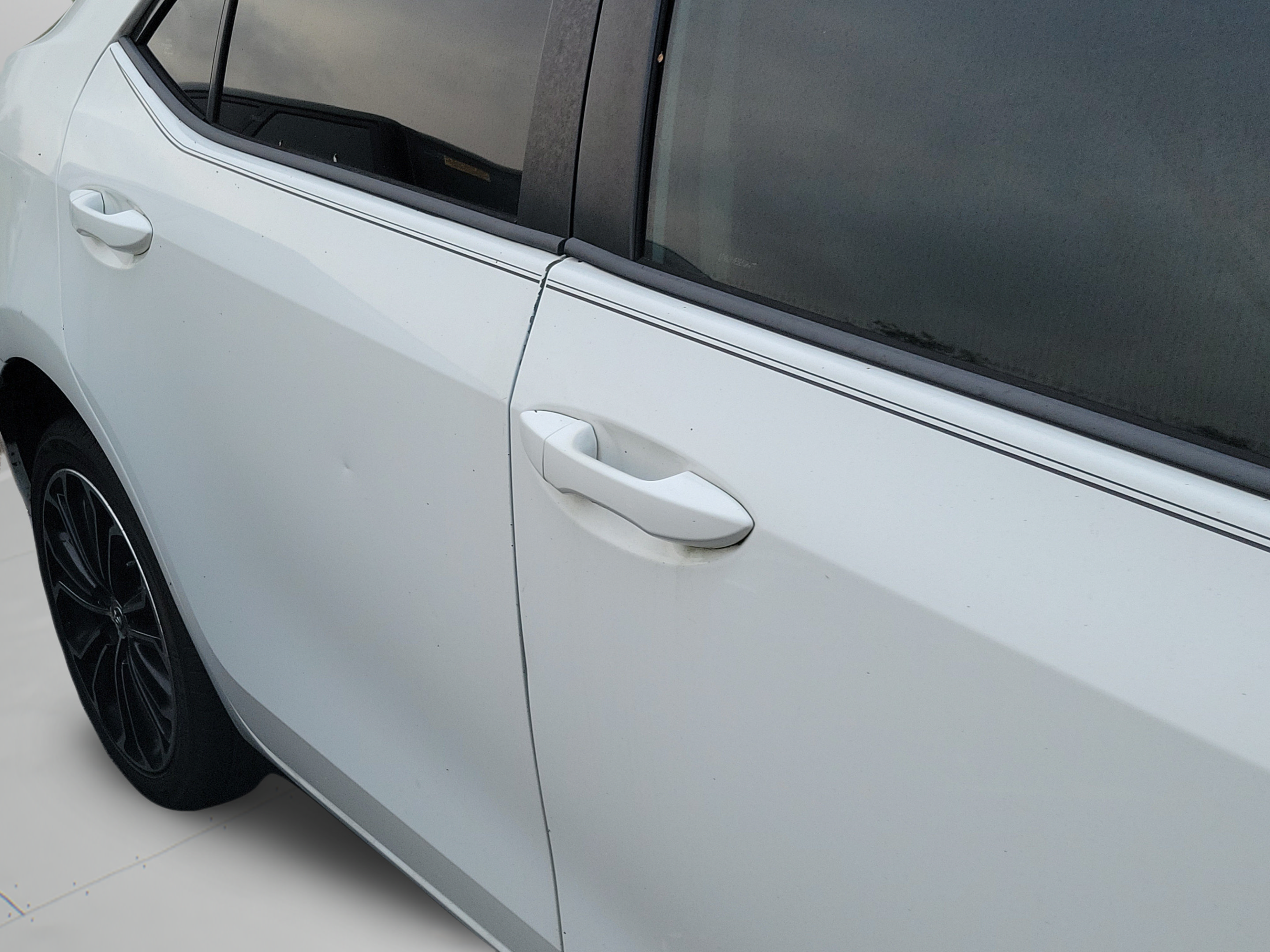 Used 2014 Toyota Corolla S FWD image 17