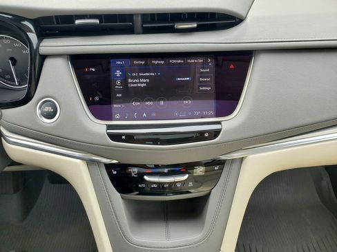 Certified 2023 Cadillac XT5 Premium Luxury w/ LPO, Floor Liner Package AWD/4WD image 27