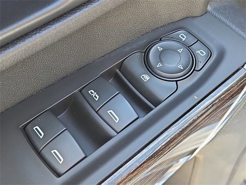 Used 2020 GMC Sierra 2500 SLE w/ SLE Value Package; image 17