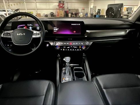Used 2025 Kia Telluride S AWD/4WD image 14