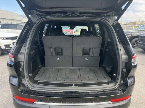 New 2026 Jeep Grand Cherokee L Limited w/ MOPAR Finishing Package AWD/4WD image 12