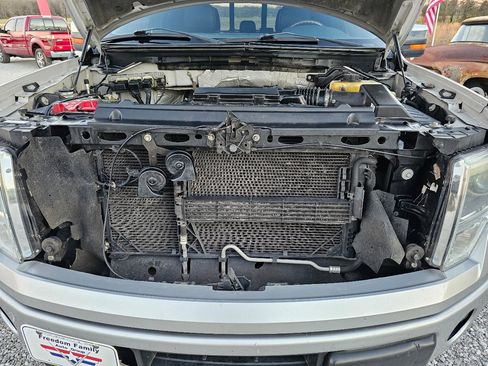 Used 2014 Ford F150 Platinum image 34