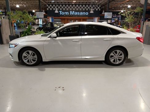Used 2020 Honda Accord LX image 9