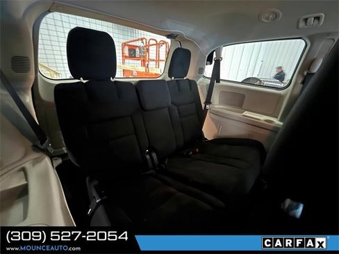 Used 2020 Dodge Grand Caravan SE w/ UConnect Hands-Free Group image 6