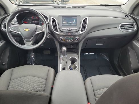 Used 2018 Chevrolet Equinox LT image 12