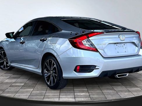 Used 2019 Honda Civic Sport image 4
