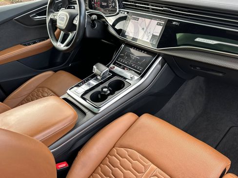 Used 2021 Audi RS Q8 w/ Executive Package image 17