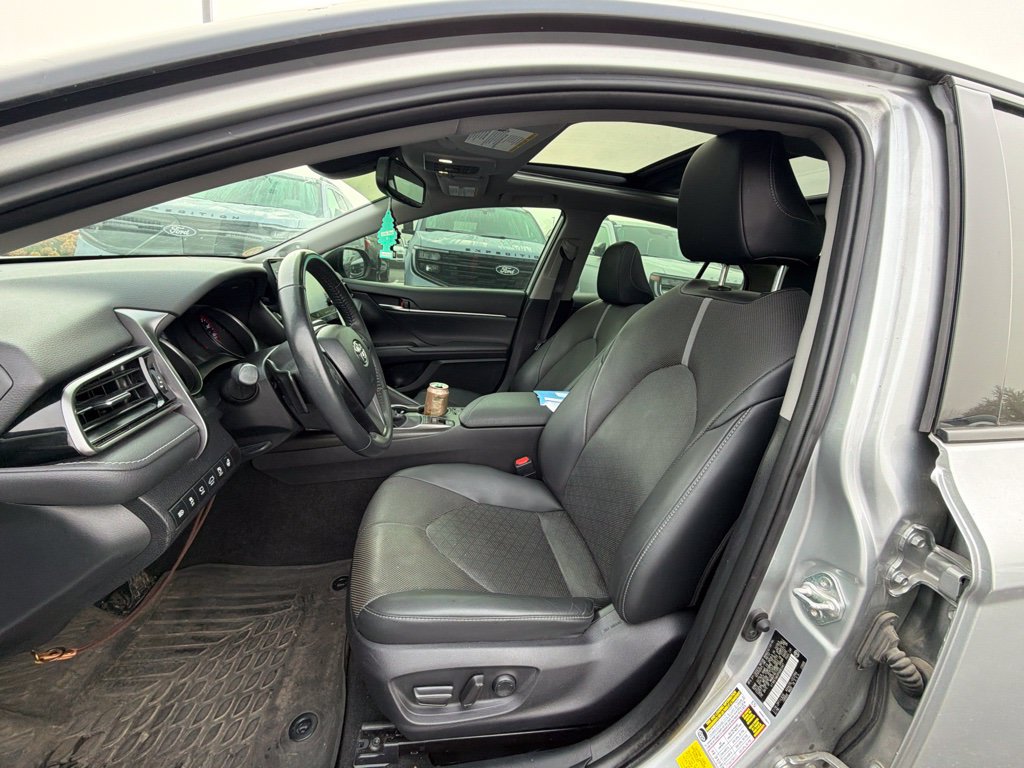 Used 2023 Toyota Camry XSE w/ Navigation Package FWD image 6