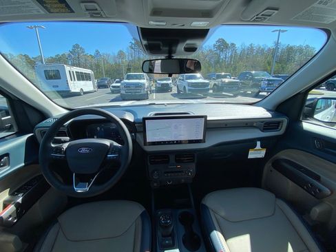 New 2026 Ford Maverick Lariat AWD/4WD image 25