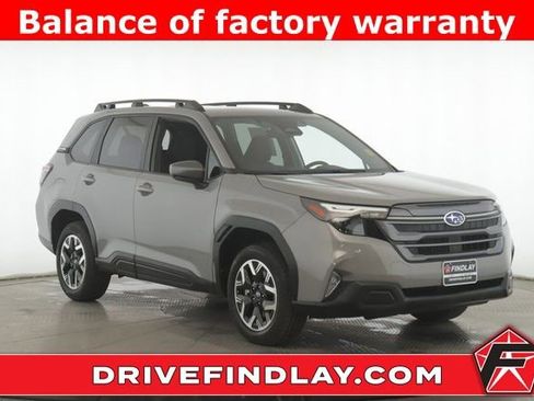 Used 2025 Subaru Forester Premium image 1