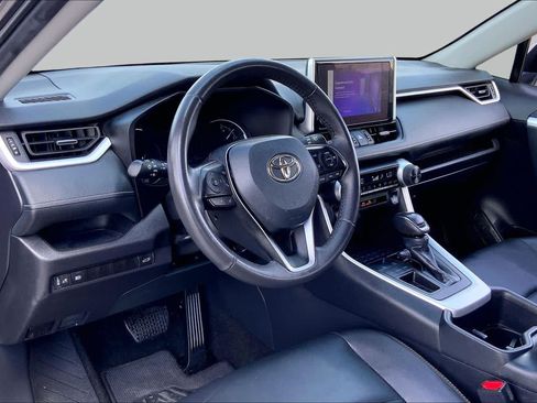 Certified 2025 Toyota RAV4 XLE Premium FWD image 17
