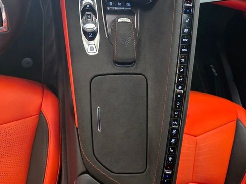 Used 2025 Chevrolet Corvette Stingray Premium Cpe w/ Stealth Interior Trim Package image 11