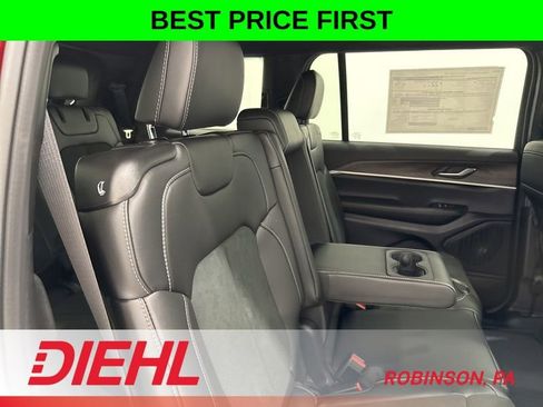 New 2026 Jeep Grand Cherokee L 4WD image 13