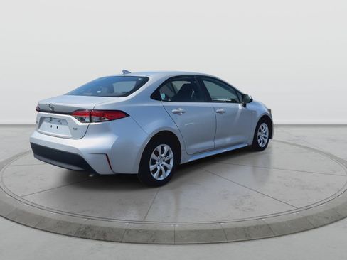 Used 2024 Toyota Corolla LE FWD image 8