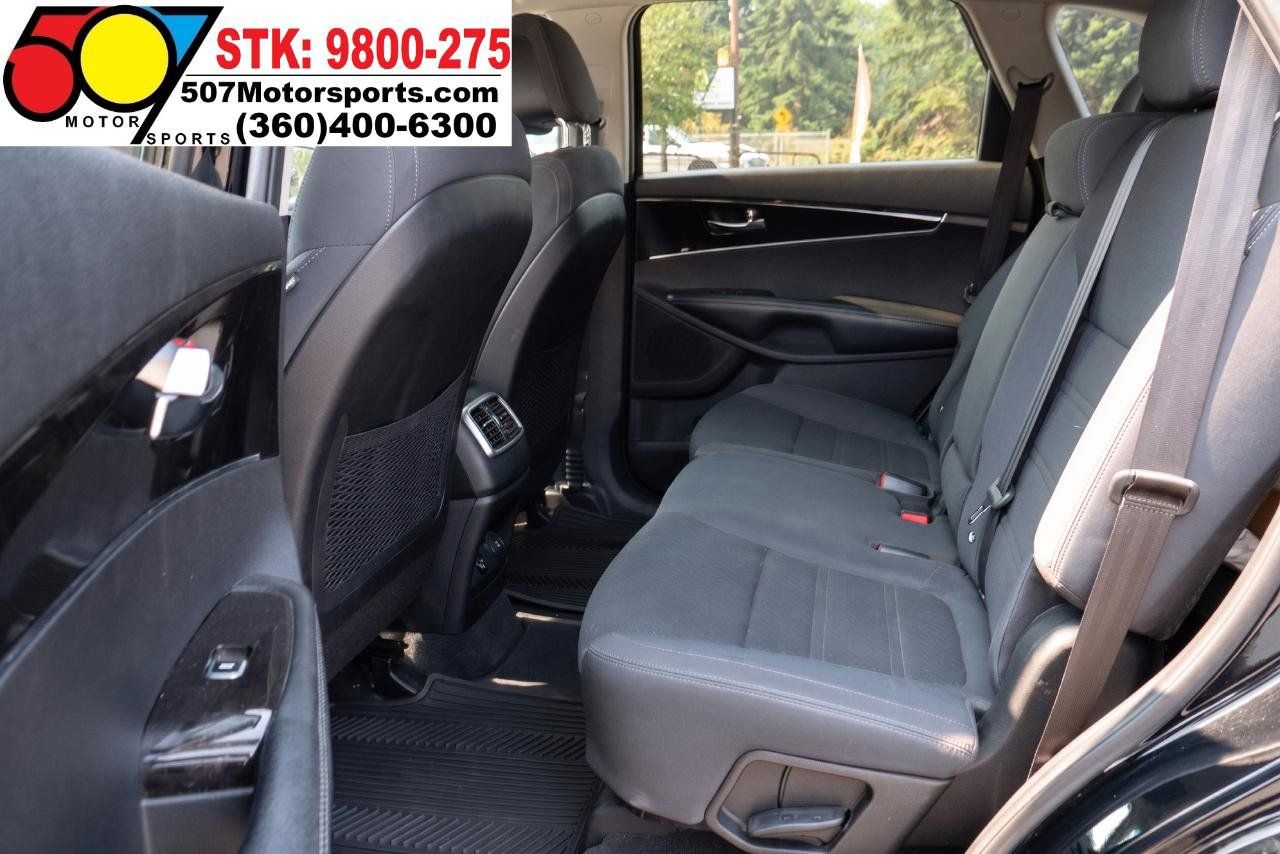Used 2016 Kia Sorento AWD w/ LX Convenience Package image 12