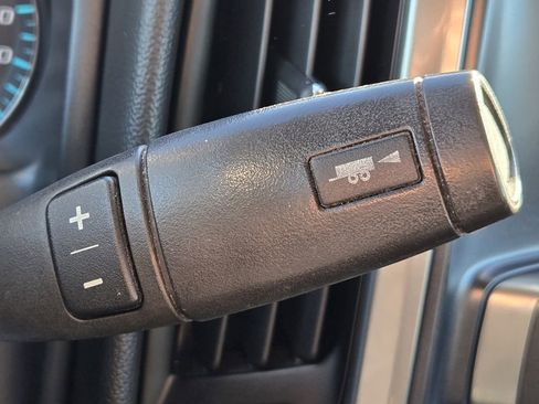 Used 2016 Chevrolet Silverado 1500 LT image 28