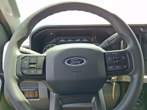 Certified 2025 Ford F350 XLT AWD/4WD image 18