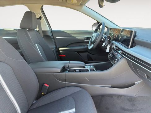 Used 2026 Hyundai Sonata SEL FWD image 15