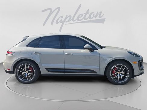 Used 2023 Porsche Macan S AWD/4WD image 7