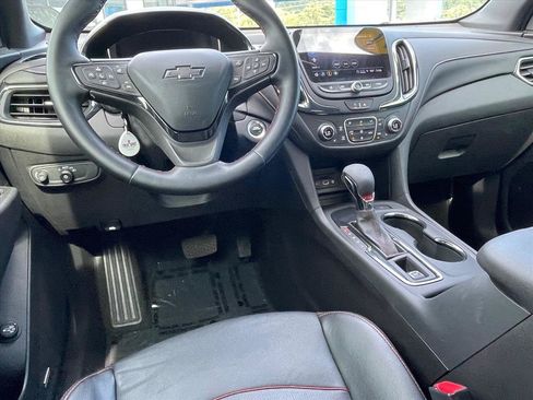 Used 2024 Chevrolet Equinox RS FWD image 9