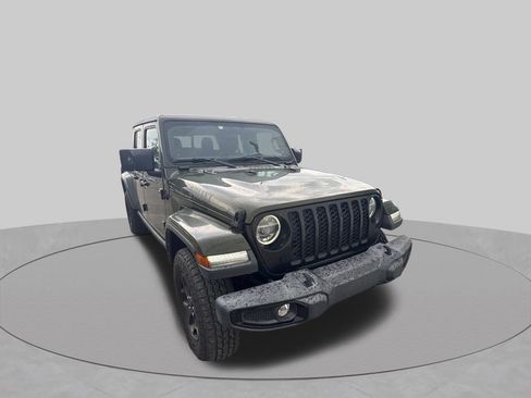 Used 2022 Jeep Gladiator Sport AWD/4WD image 4