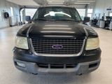 Used 2006 Ford Expedition XLT image 2