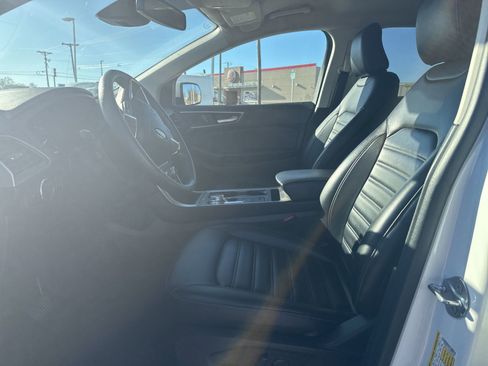 Used 2024 Ford Edge SEL w/ Convenience Package image 10