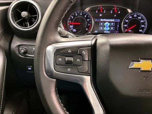 Used 2024 Chevrolet Blazer LT FWD image 17