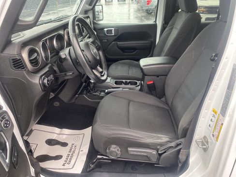 Used 2018 Jeep Wrangler Unlimited Sport S image 21