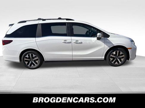 New 2026 Honda Odyssey EX-L image 2
