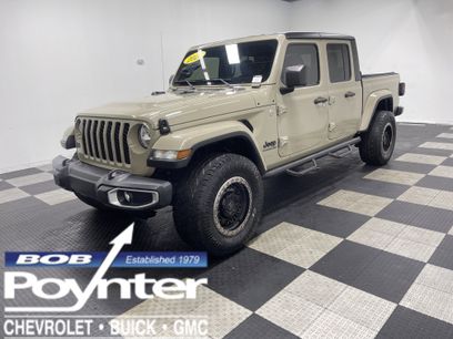 Used 2020 Jeep Gladiator Sport w/ Quick Order Package 24S