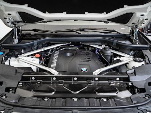 Certified 2025 BMW X5 xDrive40i image 44