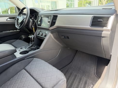 Used 2020 Volkswagen Atlas S FWD image 11
