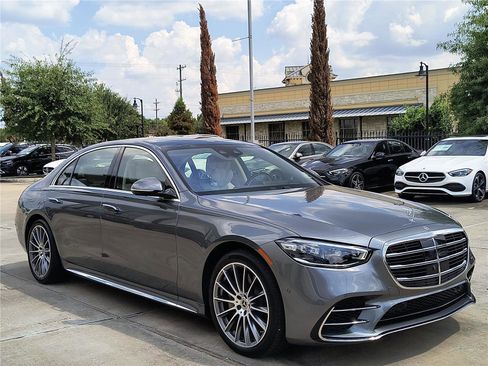 New 2025 Mercedes-Benz S 580 4MATIC Sedan image 5