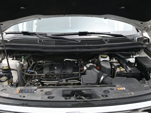 Used 2018 Ford Explorer XLT AWD/4WD image 26