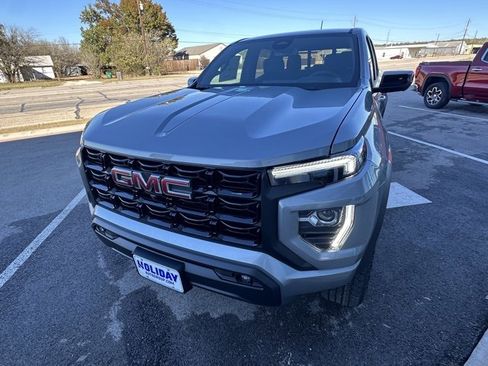 New 2026 GMC Canyon Elevation w/ Convenience Package image 12