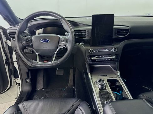 Used 2020 Ford Explorer ST w/ ST Street Pack image 18