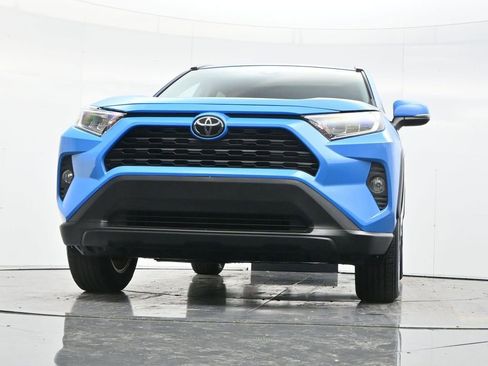 Used 2019 Toyota RAV4 XLE w/ Carpet Mat Package AWD/4WD image 46