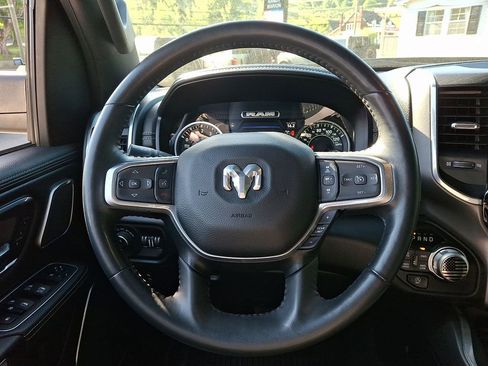 Used 2023 RAM 1500 Laramie AWD/4WD image 19