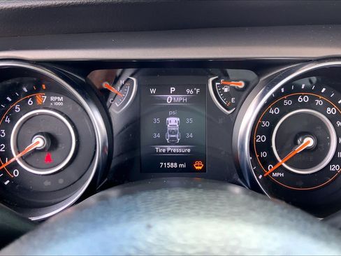 Used 2022 Jeep Wrangler Unlimited Sport AWD/4WD image 25