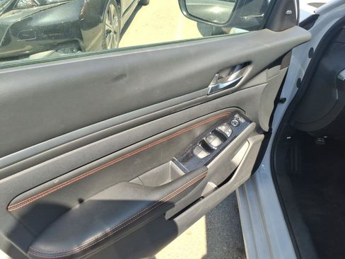 Certified 2023 Nissan Altima 2.5 SR FWD image 6